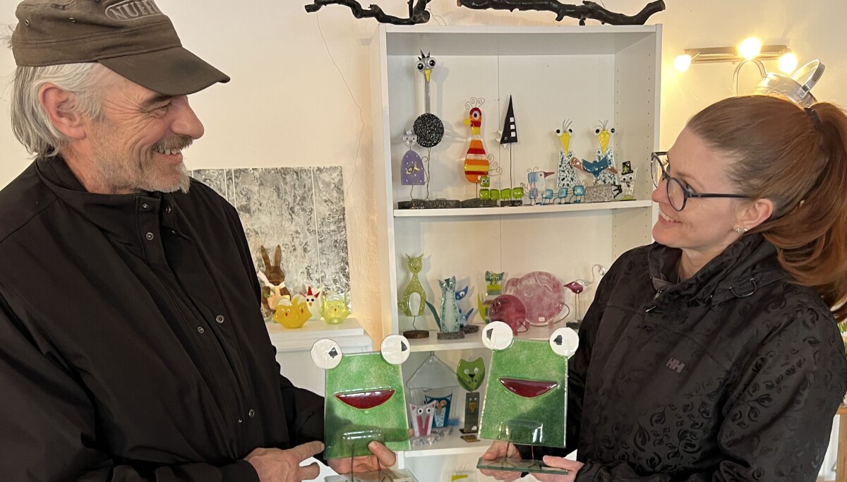 Kristin David continues her late stepmother's glass art hobby