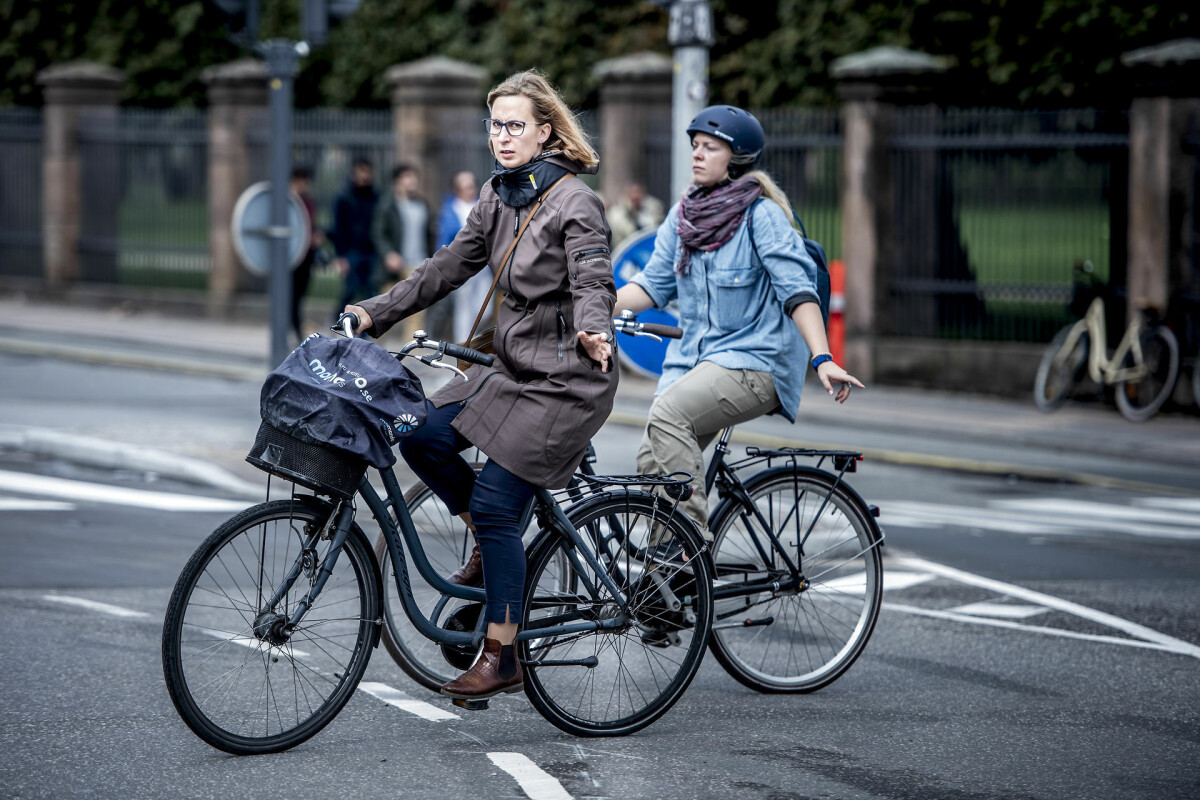 montbell moonlight tent type 3 Pre-ordermont-bell Power source:US Please measure and accept Greta Sophie Schmidt - VELOTRIC T1 ST
